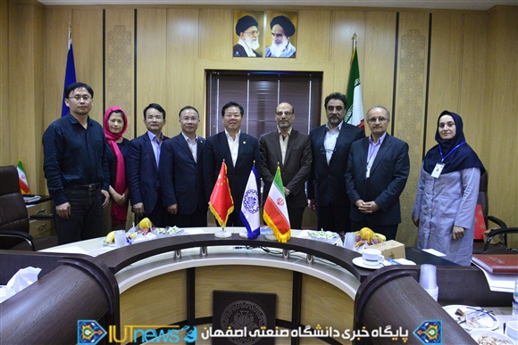گسترش همکاریهای علمی بین المللی دانشگاه صنعتی اصفهان با دانشگاه شیامین چین