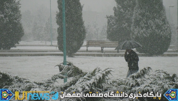گالری تصاویر روزهای برفی دانشگاه صنعتی اصفهان