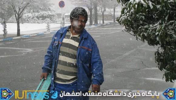 گالری تصاویر روزهای برفی دانشگاه صنعتی اصفهان