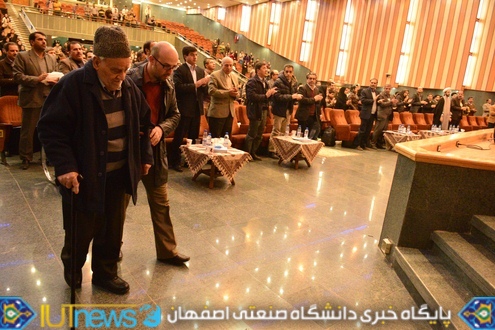 تجلیل از دانشجویان نخبه علمی، فرهنگی و ورزشی دانشگاه صنعتی اصفهان