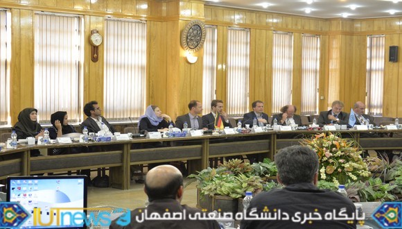 بازدید هیأت عالی رتبه مؤسسه (DAAD) آلمان از دانشگاه صنعتی اصفهان