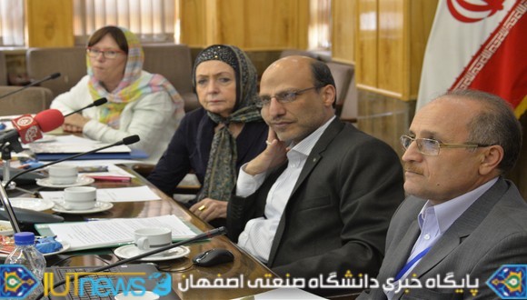 بازدید هیأت عالی رتبه مؤسسه (DAAD) آلمان از دانشگاه صنعتی اصفهان
