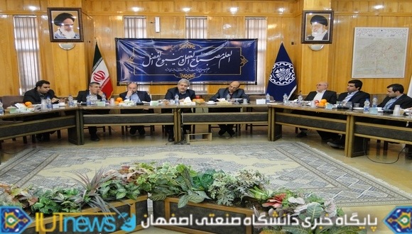 بازدید معاون علمی وفناوری رئیس جمهور از توانمندی ها و دستاوردهای دانشگاه صنعتی اصفهان