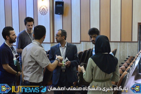 رویداد علمی بین المللی &quot;مدرسه ریاضیات و کاشیکاری&quot; دردانشگاه صنعتی اصفهان 