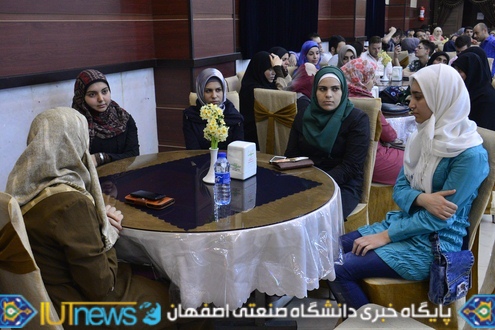 دانشجویان غیر ایرانی دانشگاه های اصفهان میهمان ضیافت دانشگاه صنعتی اصفهان
