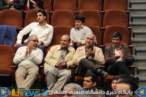 گرامیداشت مقام والای معلم و تجلیل ازاساتید نمونه دانشگاه صنعتی اصفهان