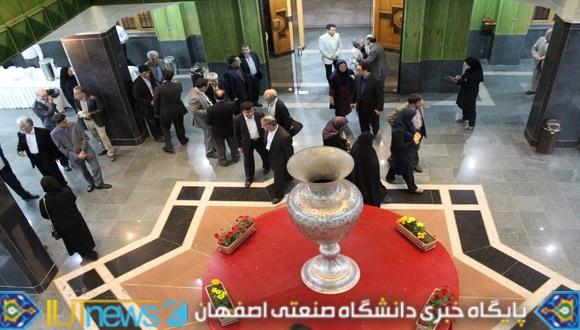 گزارش تصویری جشن تجلیل از مقام شامخ معلم(عکس:امیرحسن زاده)