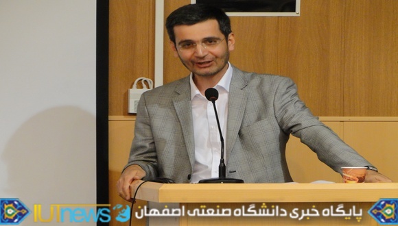 جشن تجلیل از استادان وکارکنان بازنشسته دانشکده علوم ریاضی
