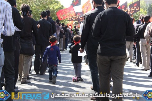 قافله بزرگ سوگواران حسینی دانشگاه صنعتی اصفهان‬