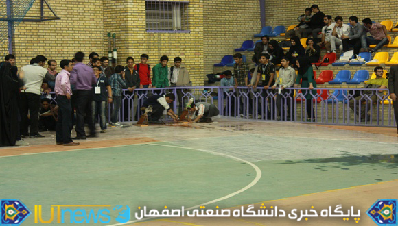 نخستین دوره &quot;مسابقات موشک های آبی هدف زن&quot;