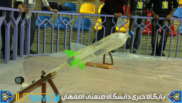 نخستین دوره &quot;مسابقات موشک های آبی هدف زن&quot;
