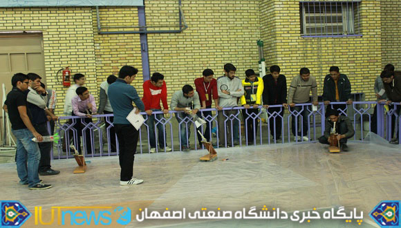 نخستین دوره &quot;مسابقات موشک های آبی هدف زن&quot;